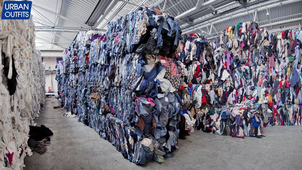 Thời trang nhanh bị loại bỏ được xuất khẩu như rác thải